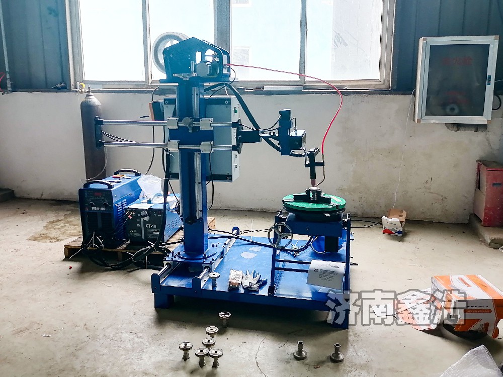 鹽城客戶訂購氬弧自動焊設(shè)備，環(huán)縫焊接成品美觀