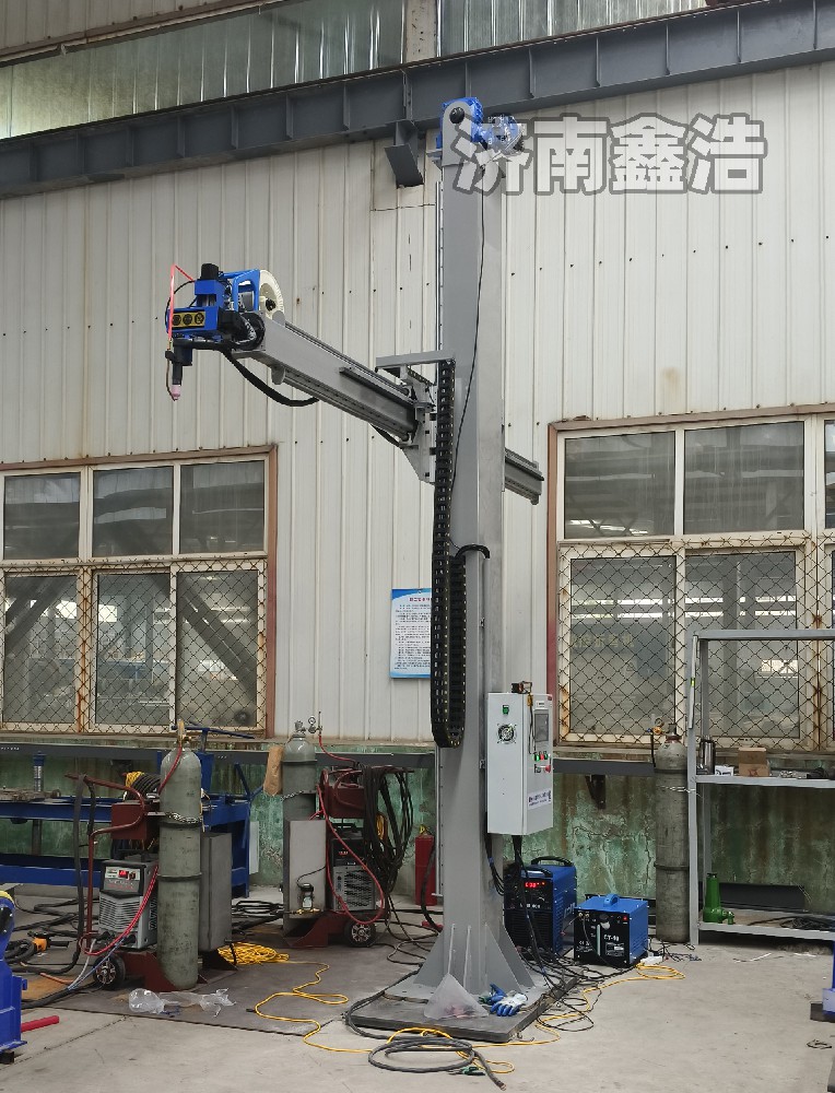 重型焊接操作機，智能數(shù)控，自動焊接