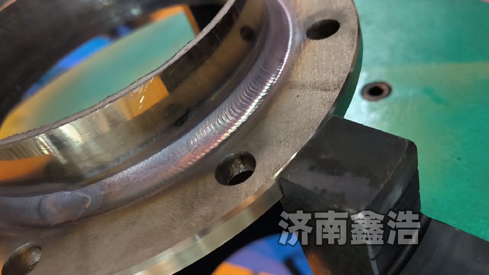 管法蘭氬弧自動(dòng)焊1140，智能數(shù)控，成型美觀