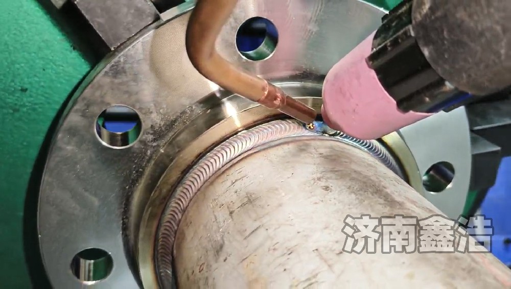 1140定制款氬弧自動(dòng)焊，操作方便運(yùn)行穩(wěn)定