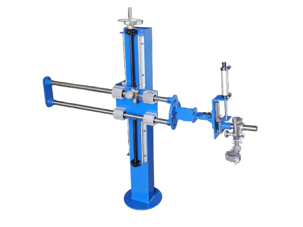 【濟(jì)南鑫浩焊接】手動(dòng)焊接十字架的特點(diǎn)